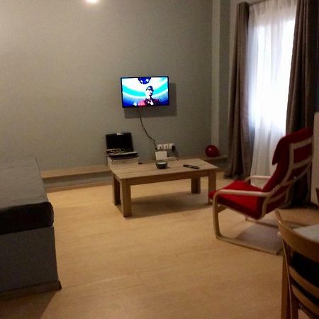 Renovated Apartment Atene Esterno foto